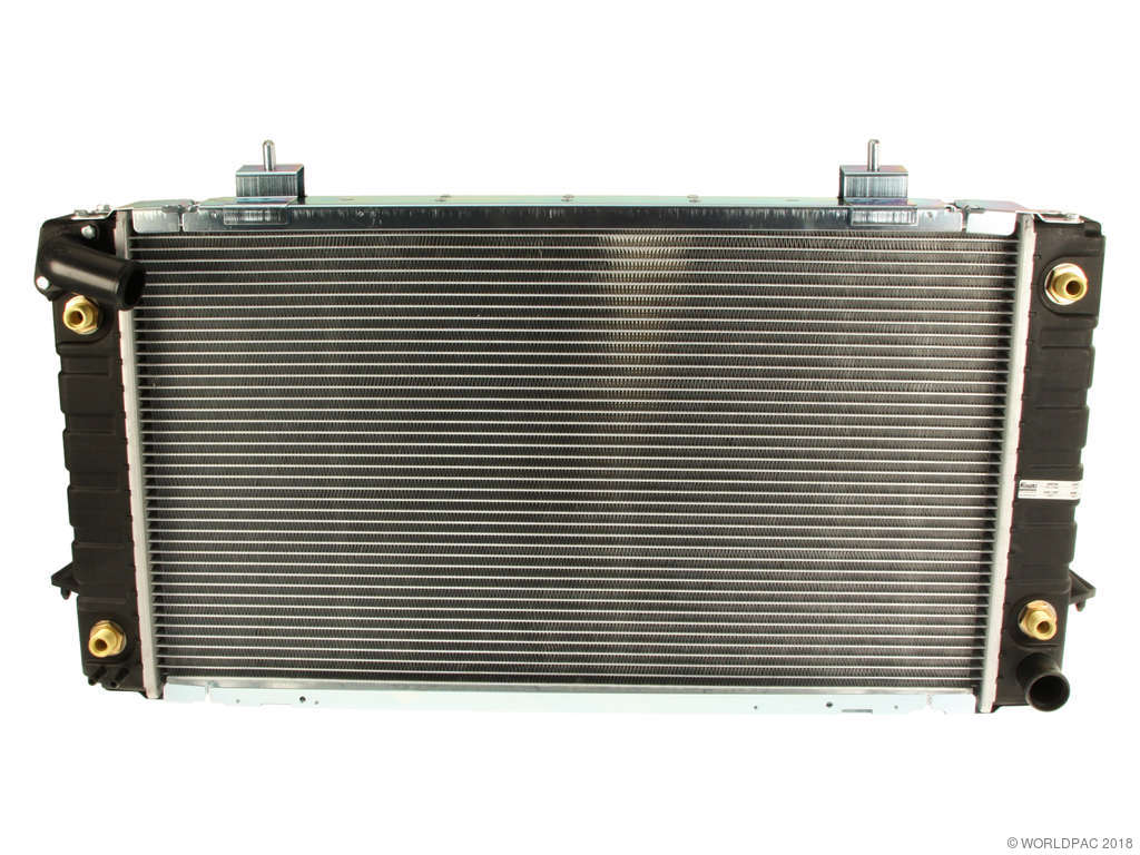 1994-1999 Land Rover Discovery Radiator (Nissens)