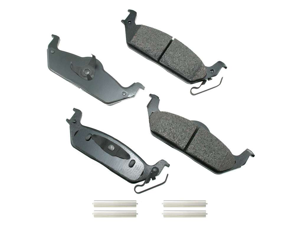 2006-2008 Lincoln Mark LT Disc Brake Pad Set - Rear (Akebono)