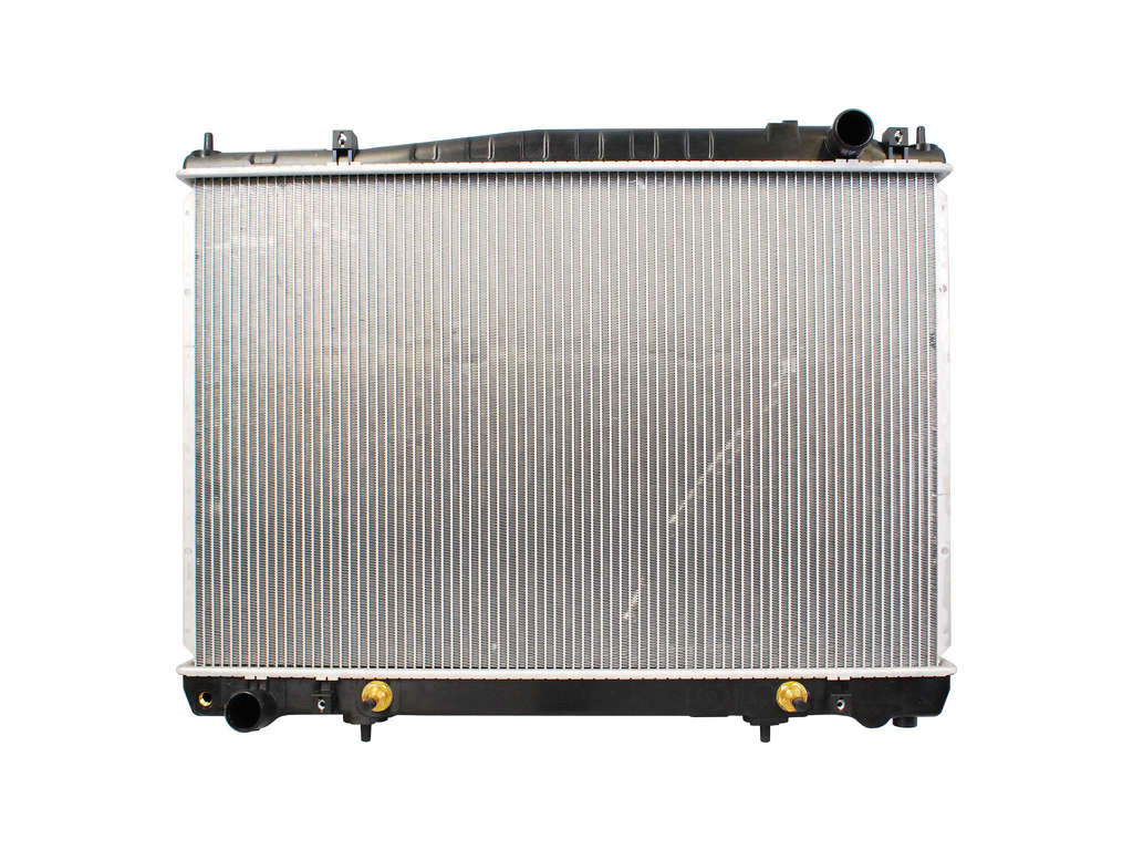 2003-2004 INFINITI M45 Radiator (Denso)