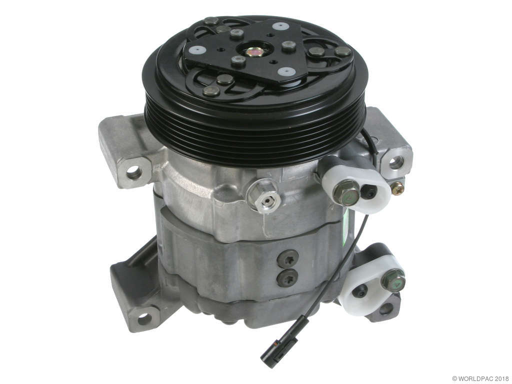 2001 Isuzu Rodeo Sport A/C Compressor (Zexel)