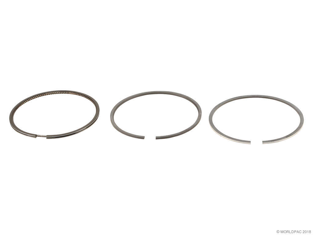 2005-2006 Volkswagen Jetta Engine Piston Ring Set (Goetze)