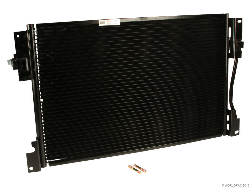 1998-2000 Volvo V70 A/C Condenser (Nissens)
