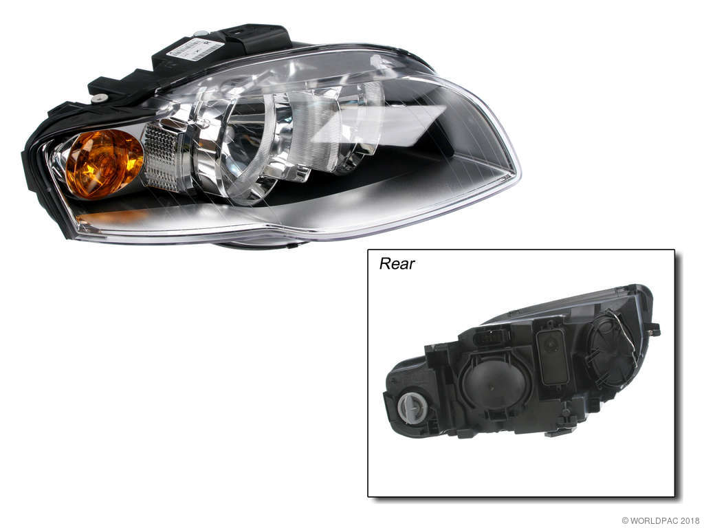 2005-2009 Audi A4 Headlight Assembly - Right (Magneti Marelli)