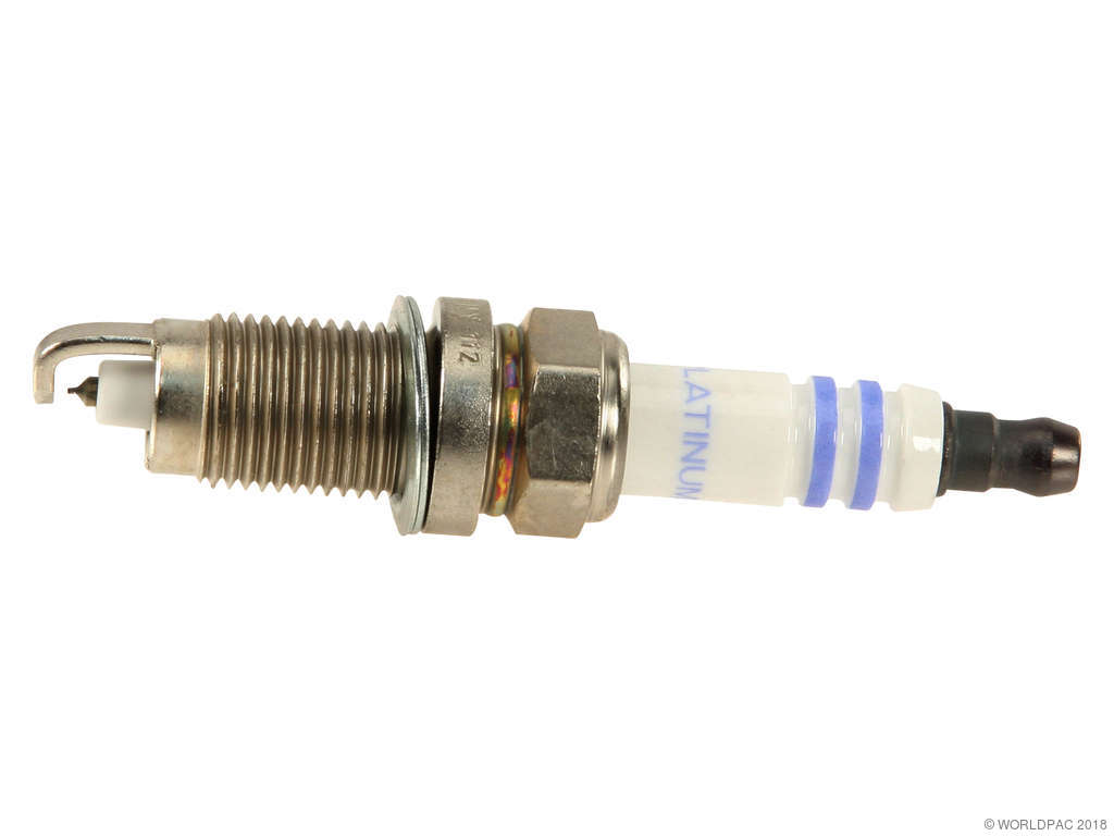 2000-2001 Jeep Cherokee Spark Plug (Bosch)