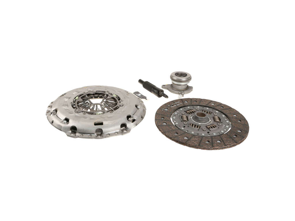 2004-2005 Volvo V70 Clutch Pressure Plate and Disc Set (LuK)