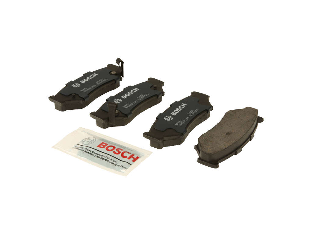 1998-2004 Chevrolet Tracker Disc Brake Pad Set - Front (Bosch)