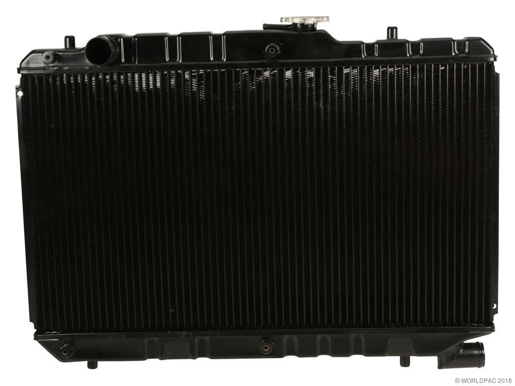 1999-2002 Suzuki Esteem Radiator (Nissens)