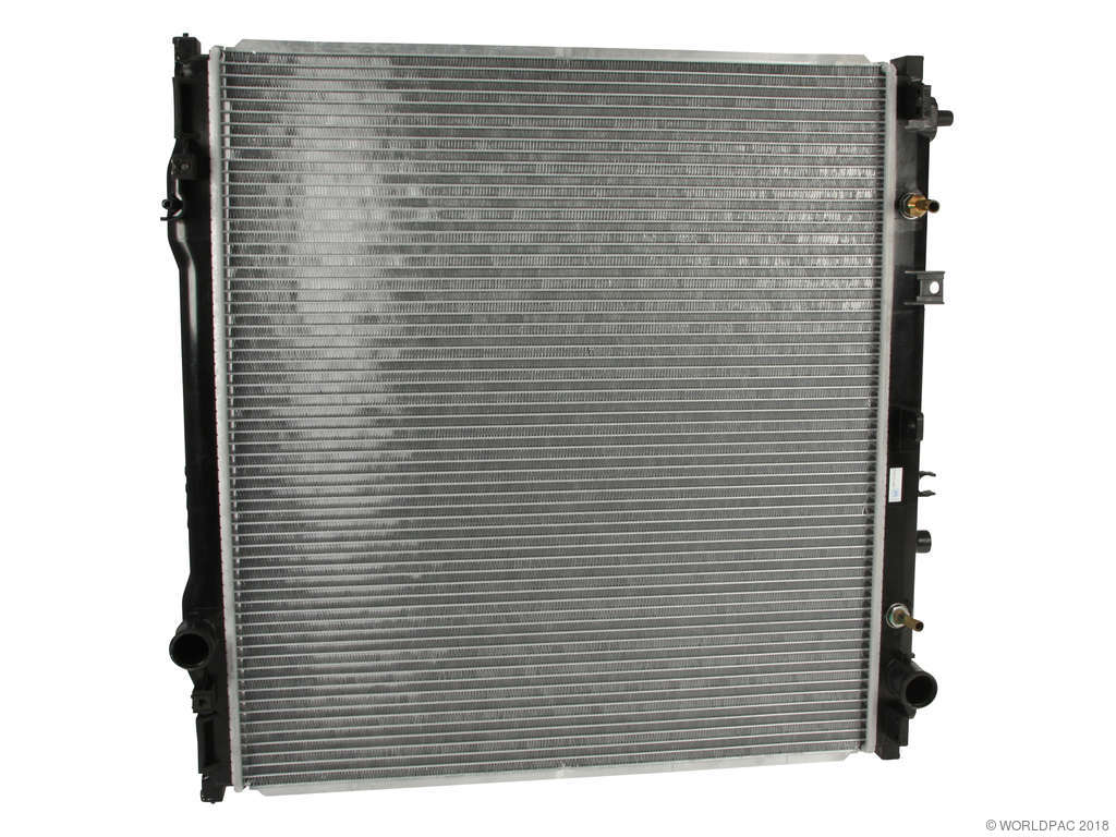 2003-2006 Kia Sorento Radiator (CSF)