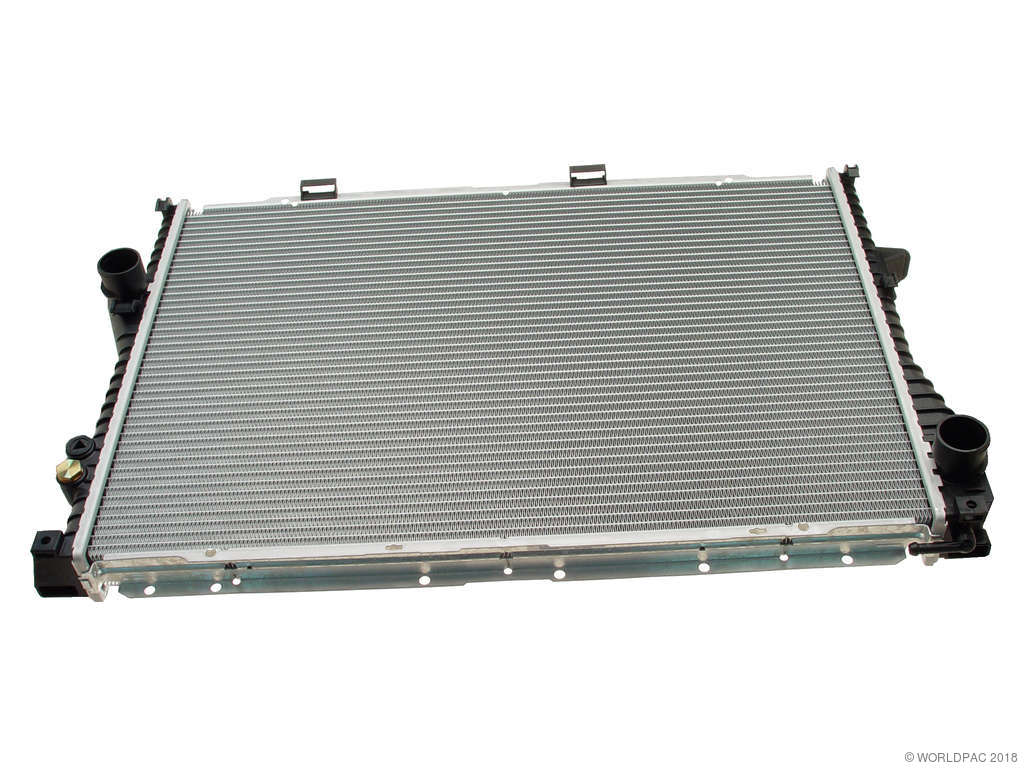 1997-1998 BMW 528i Radiator (Nissens)