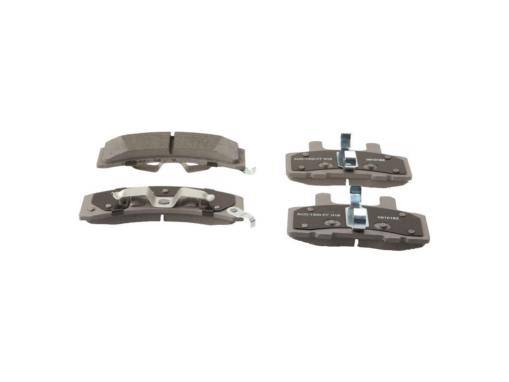 1996-2002 Chevrolet Express 2500 Disc Brake Pad Set - Front (ACDelco)