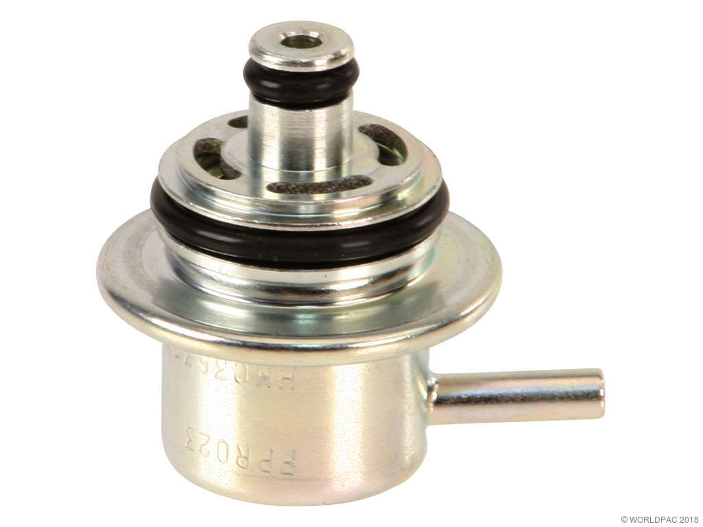 2001-2004 Kia Optima Fuel Injection Pressure Regulator (Genuine)