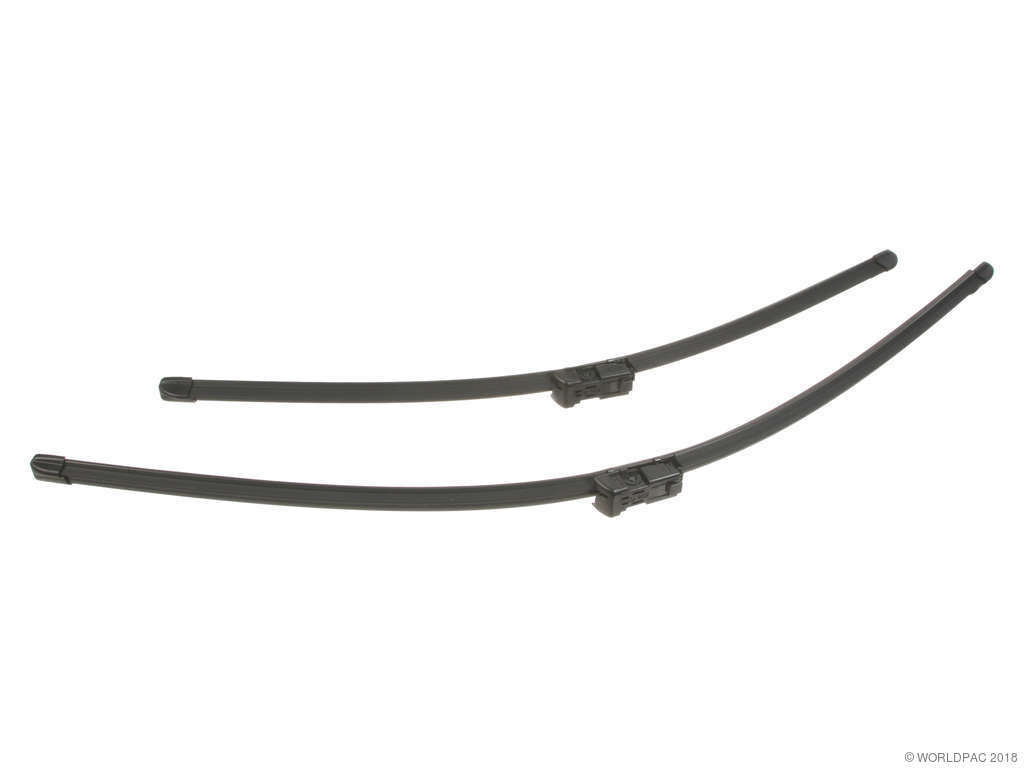 2006-2011 Volvo S40 Windshield Wiper Blade Set - Front (Bosch)