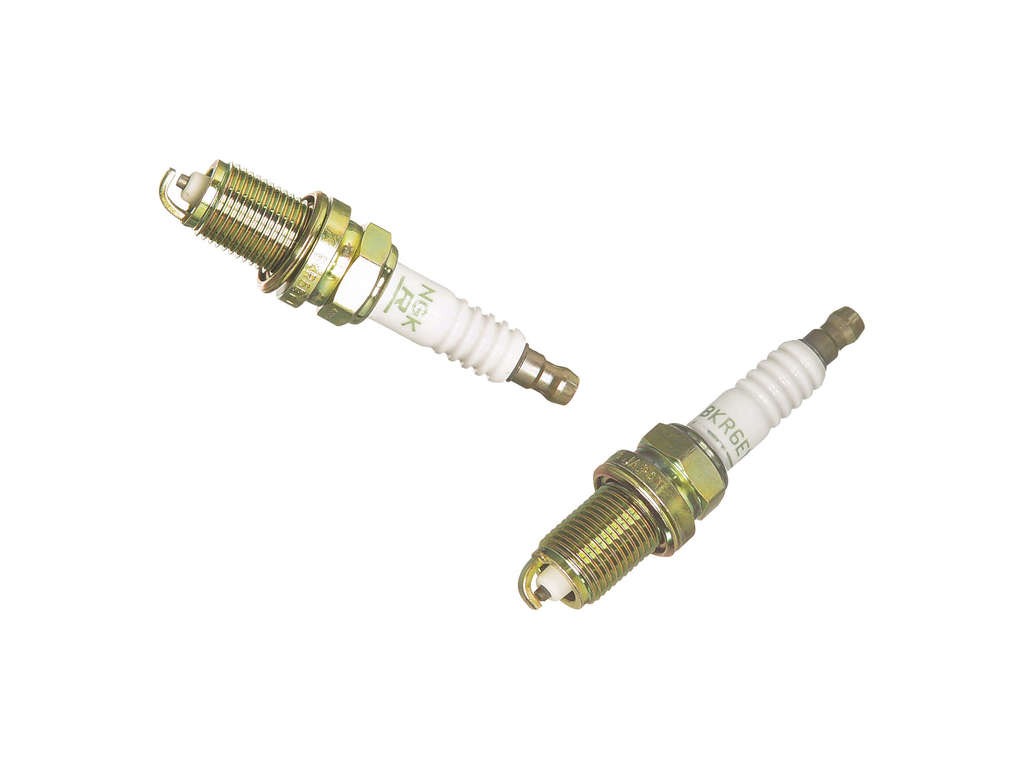 1990-1994 Nissan D21 Spark Plug (NGK)
