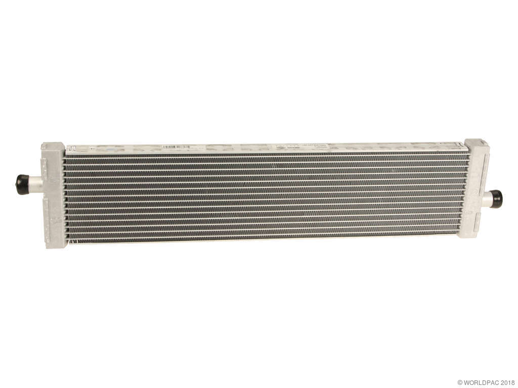2012-2018 Porsche Cayenne Radiator - Center (Behr)