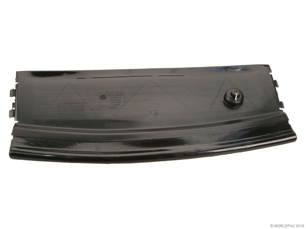 2004-2007 BMW 525i Undercar Shield - Front Center Lower (Aftermarket)