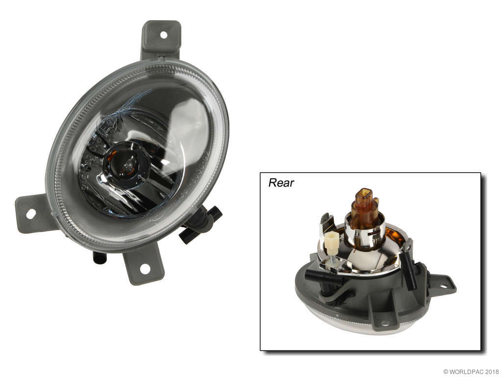 2001-2004 Volvo S60 Fog Light - Right (APA/URO Parts)