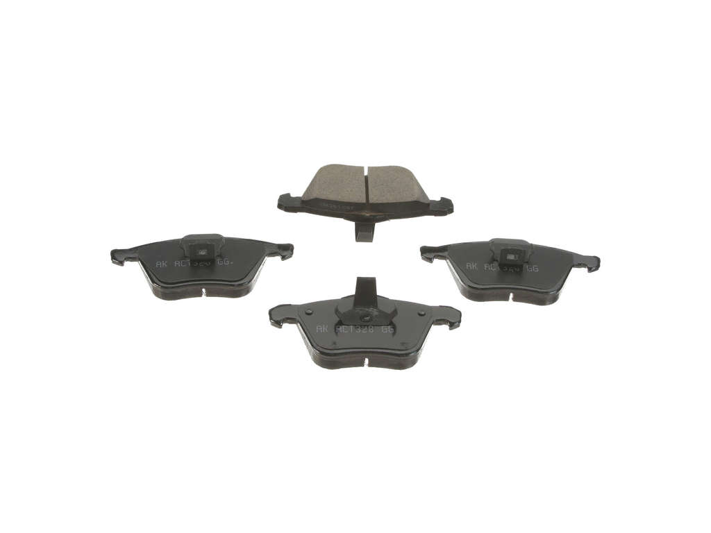 2005-2007 Volvo V70 Disc Brake Pad Set - Front (Akebono)