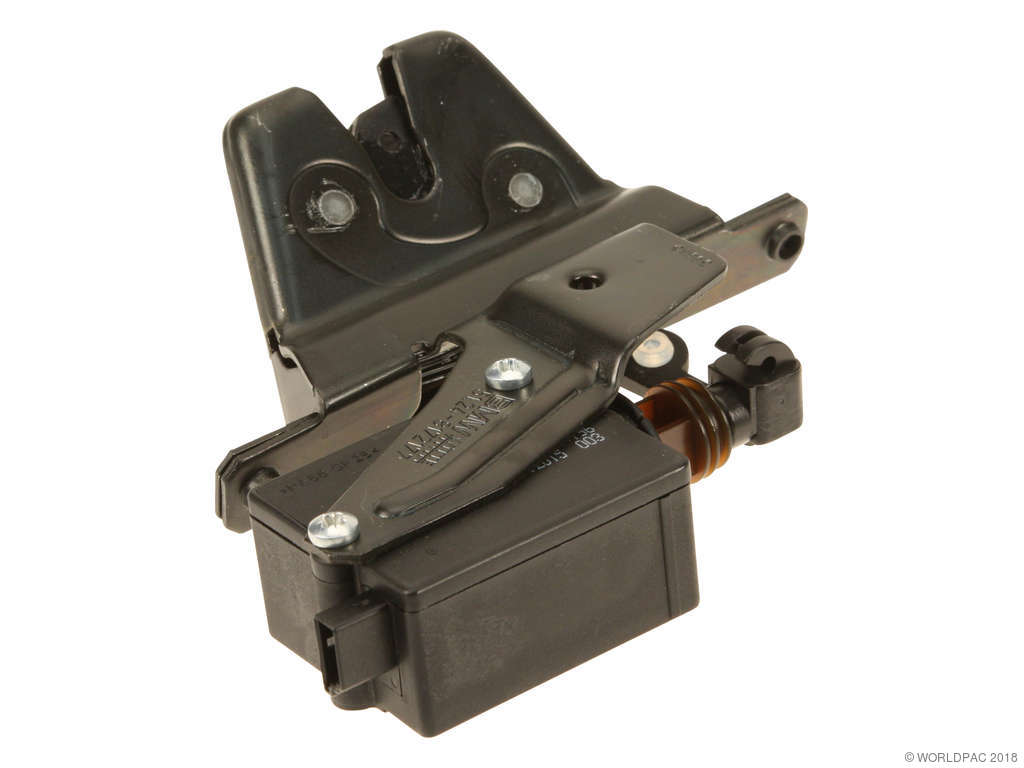 1997-1998 BMW 528i Trunk Lock (Genuine)