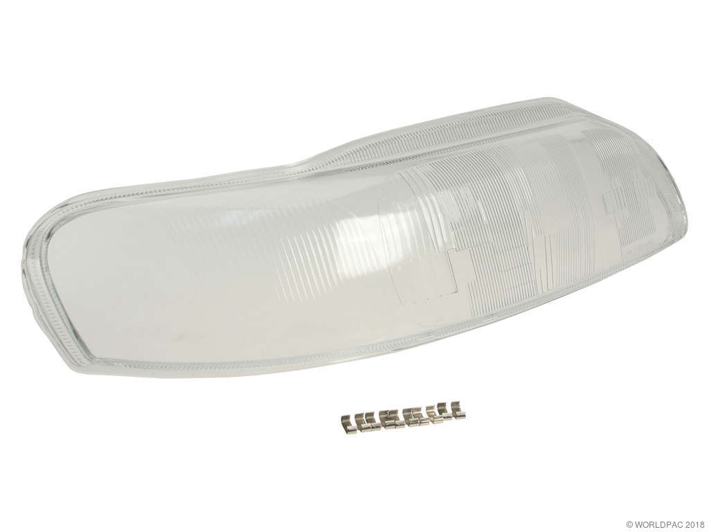 2001-2004 Volvo V70 Headlight Lens - Right (APA/URO Parts)