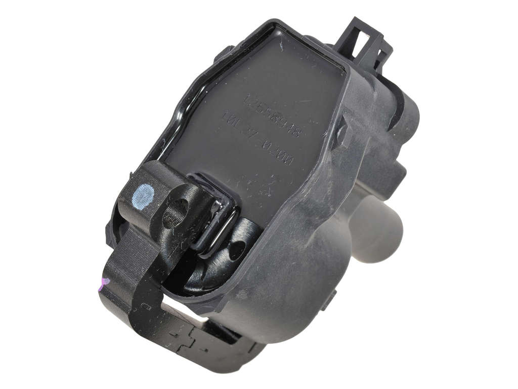 2004-2005 Cadillac CTS Ignition Coil (Hella)