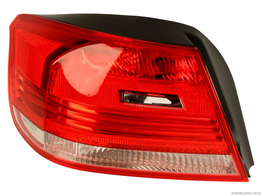 2007-2010 BMW 328i Tail Light Lens - Left (ULO)