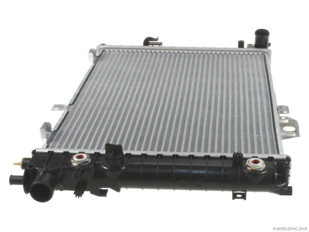 1987-1998 Saab 9000 Radiator (Metrix)