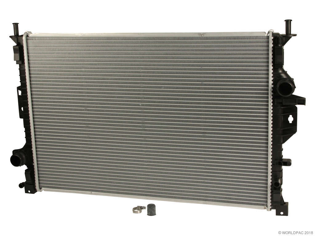 2007-2016 Volvo S80 Radiator (Nissens)