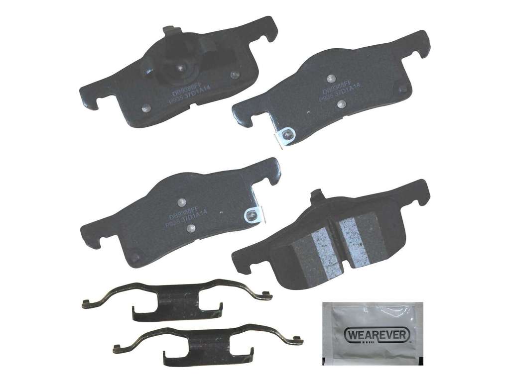 2003-2006 Lincoln Navigator Disc Brake Pad Set - Rear (CARQUEST)