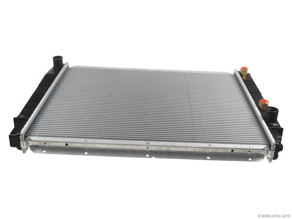 1997-1998 Volvo S90 Radiator (Nissens)