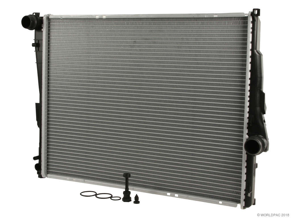 1999-2000 BMW 323i Radiator (Nissens)