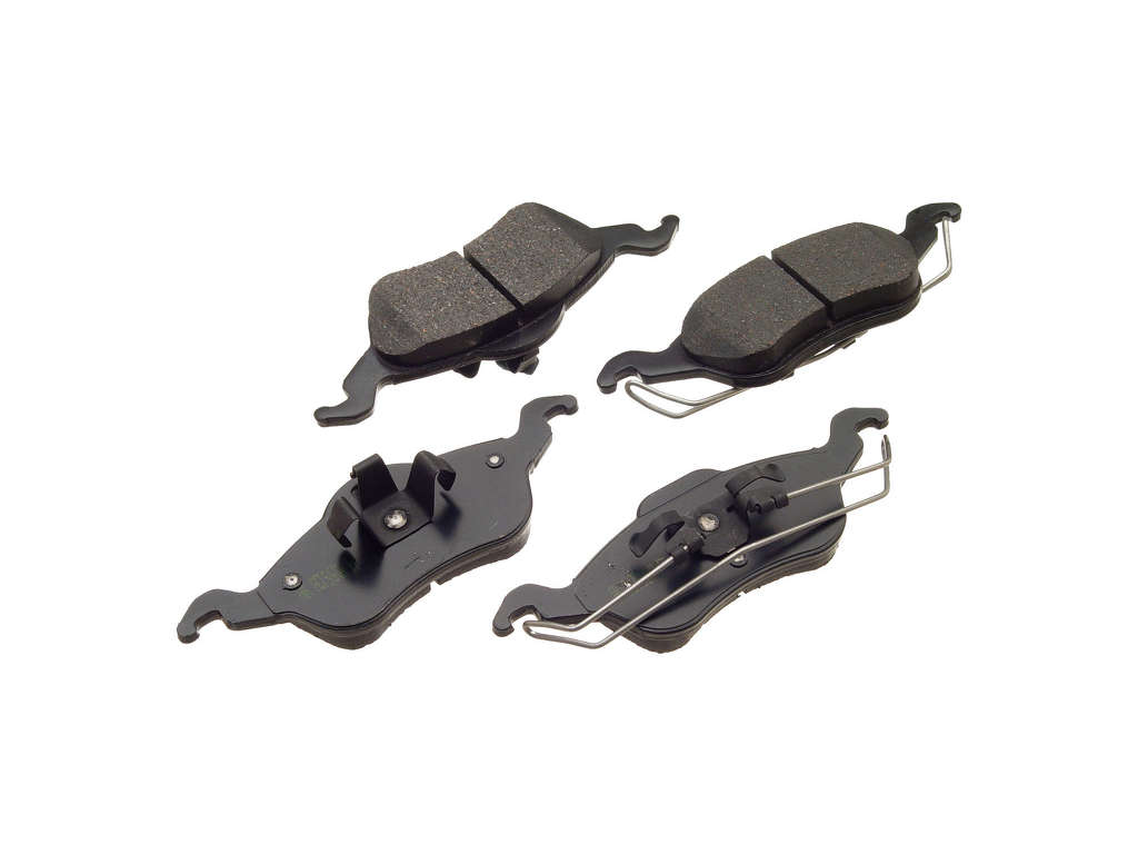 2000-2004 Ford Focus Disc Brake Pad Set - Front (Akebono)
