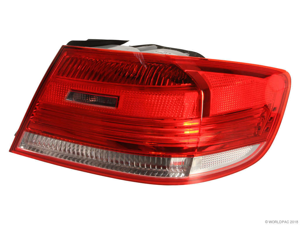 2007-2010 BMW 328i Tail Light Lens - Right (ULO)