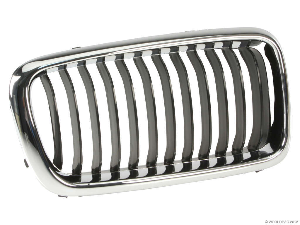 1998-2001 BMW 740i Grille - Right (APA/URO Parts)