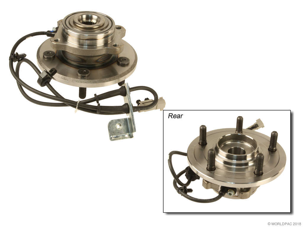 2004-2006 Chrysler Pacifica Wheel Bearing and Hub Assembly - Front (NTN)