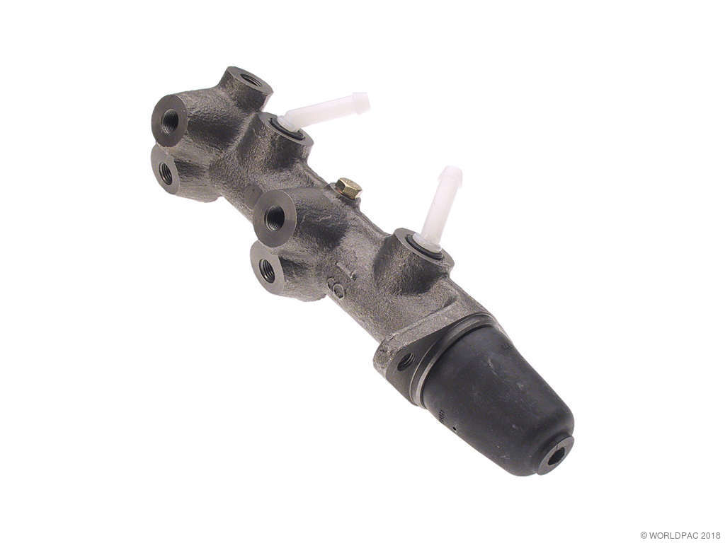1970-1974 Volkswagen Karmann Ghia Brake Master Cylinder (FAG)