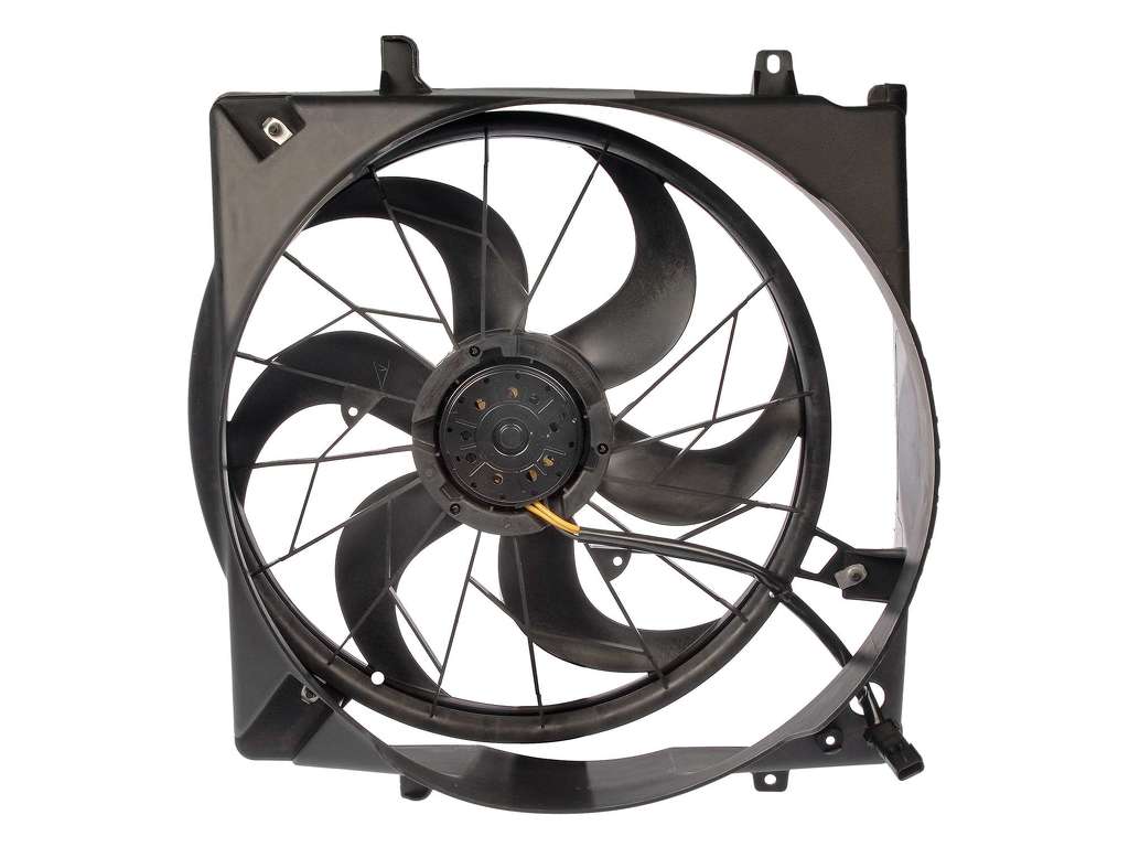 2004-2006 Jeep Liberty Engine Cooling Fan Assembly (Autopart International)