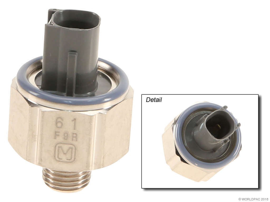 1996-1997 Lexus LX450 Ignition Knock (Detonation) Sensor (Genuine)
