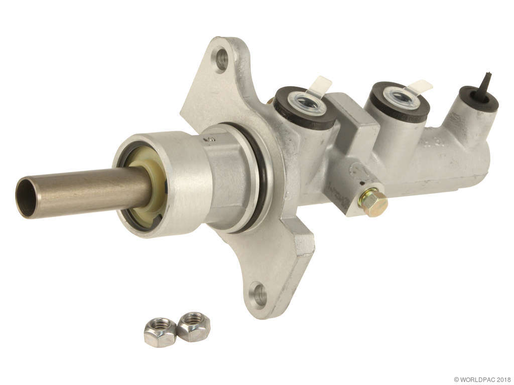 1997 BMW 528i Brake Master Cylinder (TRW)