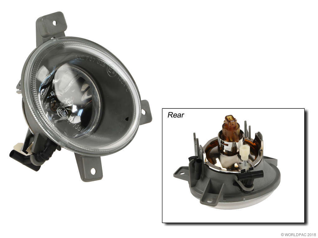 2001-2004 Volvo S60 Fog Light - Left (APA/URO Parts)