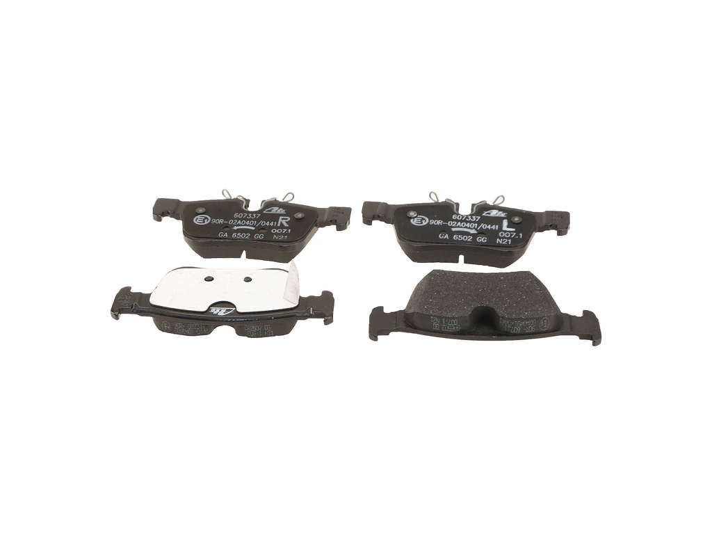 2019 Volvo V60 Disc Brake Pad Set - Rear (CARQUEST)