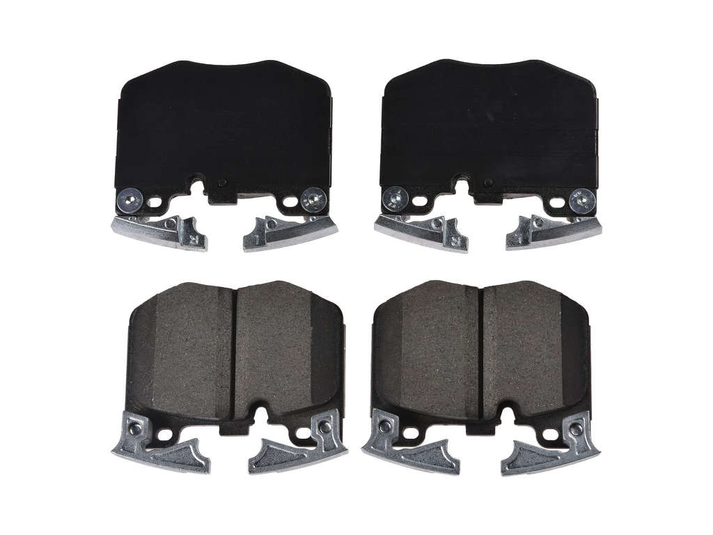 2020-2021 BMW 740i Disc Brake Pad Set - Front (Genuine)