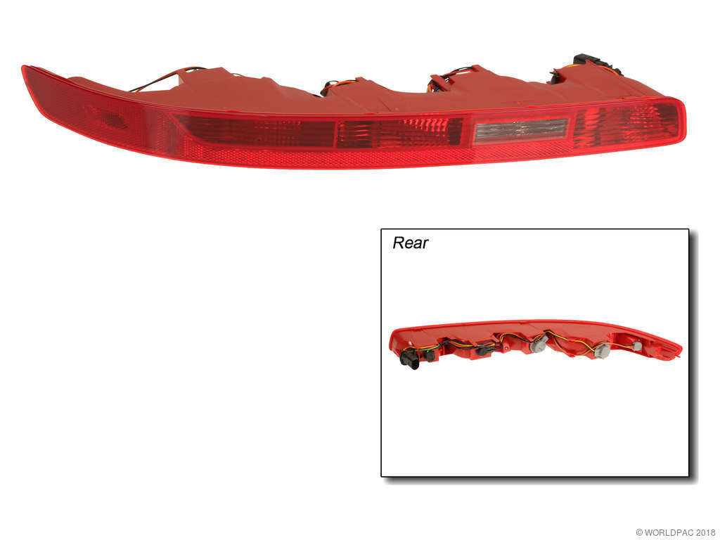 2007-2015 Audi Q7 Tail Light Assembly - Left Lower (Magneti Marelli)