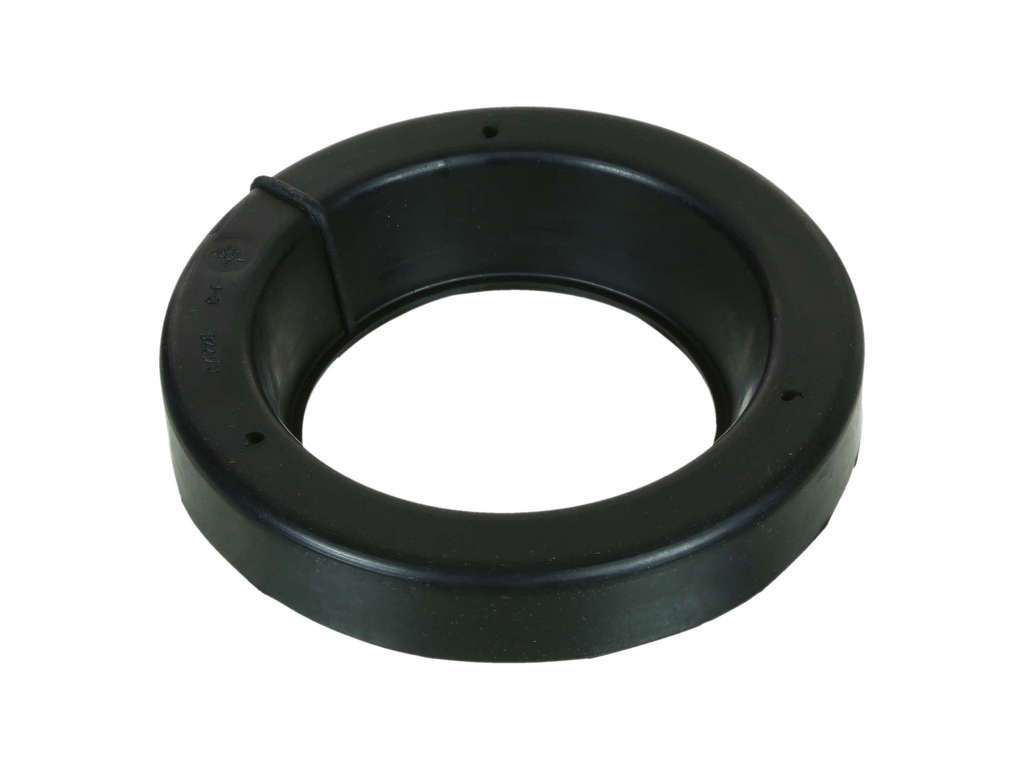 2000-2001 GMC Jimmy Coil Spring Insulator - Front (Moog)
