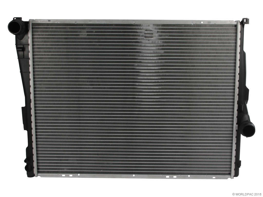 1999-2000 BMW 323i Radiator (Behr)