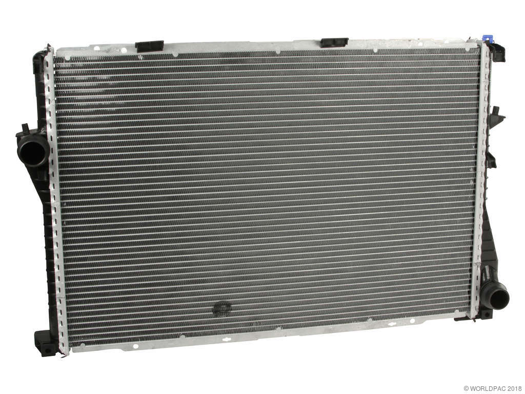 2000-2003 BMW M5 Radiator (Behr)