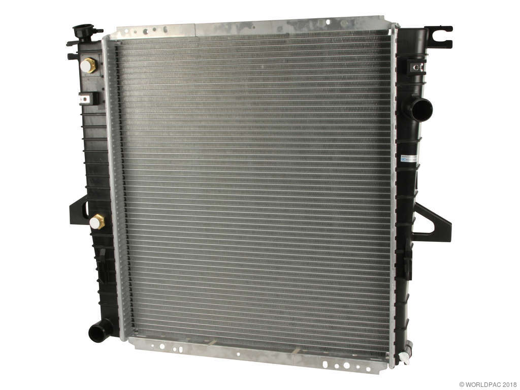 2001, 2000, 1999, 1998, 1997 Ford Explorer Radiator