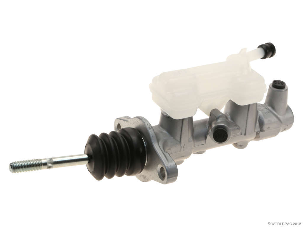 2016, 2015, 2014, 2013, 2012, 2011, 2010, 2009, 2008 Lexus LS600h Brake Master Cylinder