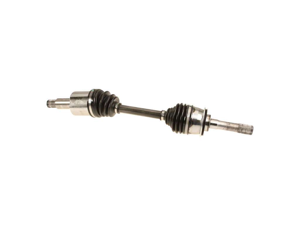 2004, 2003, 2002, 2001, 2000, 1999 Chevrolet Tracker CV Axle Assembly