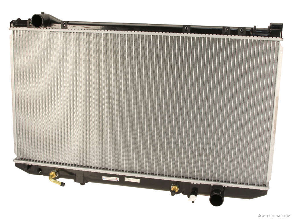 1994, 1993, 1992, 1991, 1990 Lexus LS400 Radiator