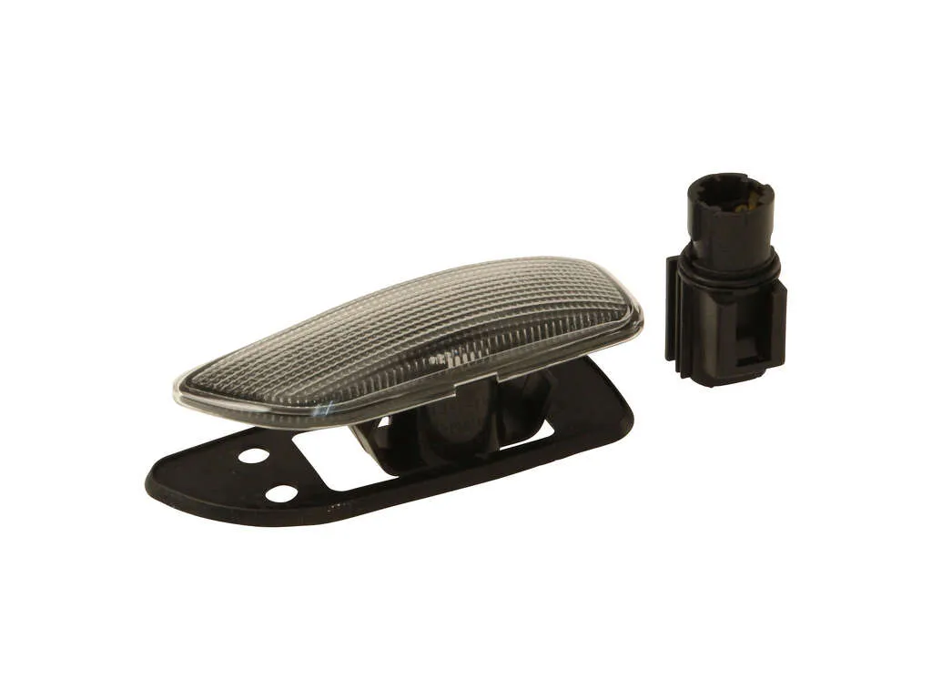 2006, 2005, 2004, 2003, 2002, 2001, 2000, 1999 Volvo S80 Turn Signal Light